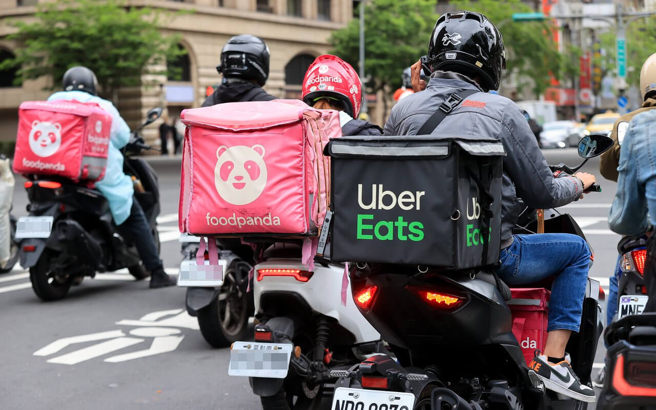 UberとFoodpandaの鞄